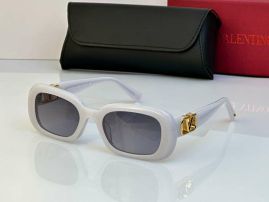 Picture of Valentino Sunglasses _SKUfw52140055fw